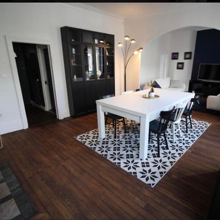 Appartement De Charme En Plein Coeur De 讷韦尔 外观 照片